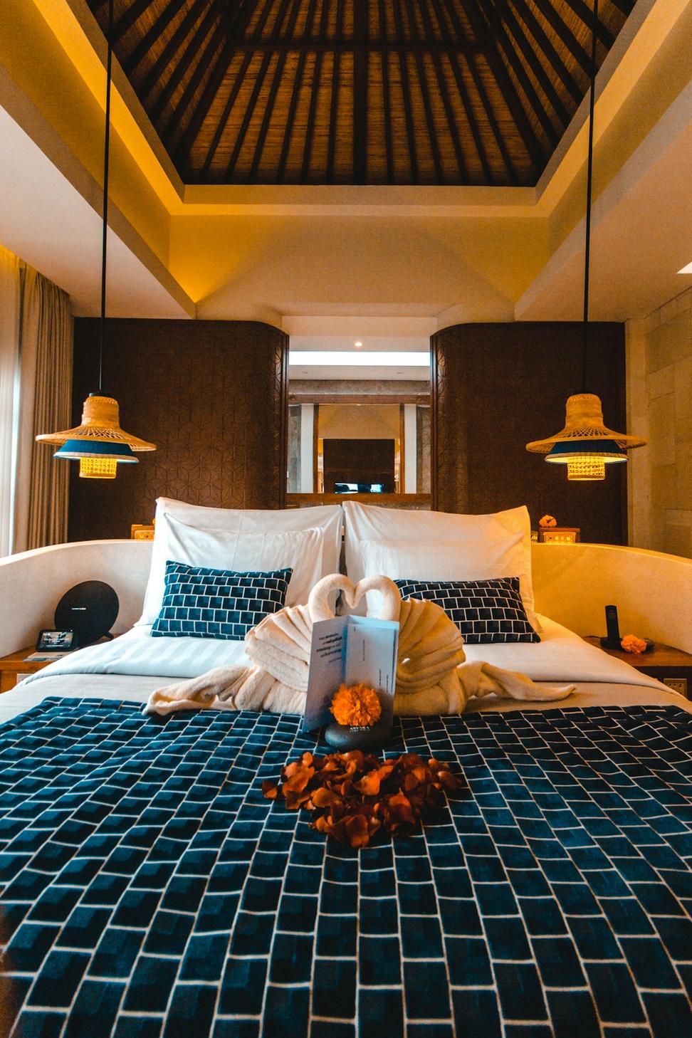 Deluxe King Bed